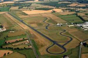 Lurcy-Lévis, le complexe de pistes vu d'avion<br />(copyright archives AgrippA-mediA /// archives circuit de Lurcy-Lévis)